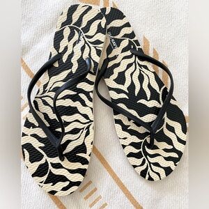 Black/Tan Botanical Flip Flops